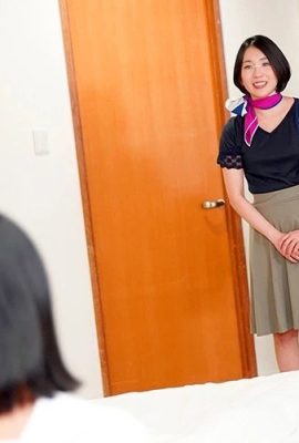 (GIF) Maihara Sei – Boldly seducing a man so that he won't be found out at the beauty salon while his wife is nearby (17P)