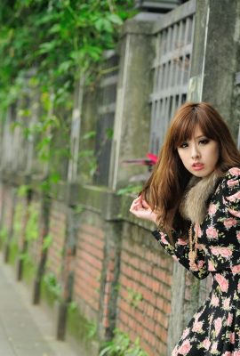 (Model private shooting) Taiwanese beauty model-kate Xiaomi black stockings street photo shoot (40P)