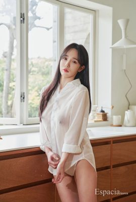 (YUNHA) “Sexy perfect waistline + deadly snow milk”izens are hungry just looking at it (41P)