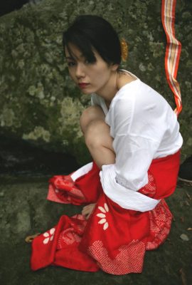 (Kanako Kojima) Showing off her fair and tender body on the river bank, whatever you want to see is enough at once (34P)