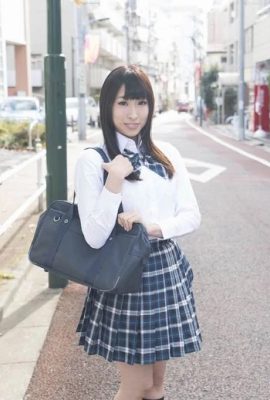 (Koko Shirase) Long-haired student invites me toe home (30P)
