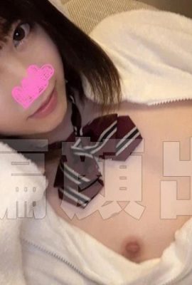 (GIF) Horikita Wan First overnight date in uniform (30P)