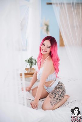 (Suicide Girls) Sonya_vibe – Candy Floss