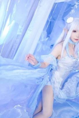 “Re: Life in a Different World from Zero” Emilia Cosplay (CN: Messy_May) (9P)