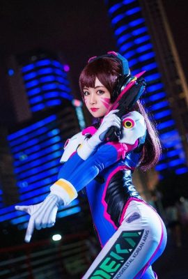 “Overwatch” D.VA Cosplay (CN: Maki Xiaoji) (10P)