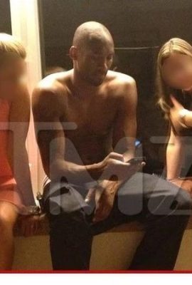 Arrogant party animal! Let’s take a look at how NBA stars go crazy in nightclubs (13P)