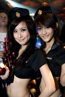 Taipei nightclub hotties are unimaginably sexy and coquettish.. (9P)