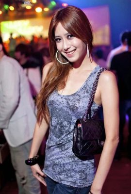 Captured photos of trendy people in Taipei nightclubs wearing off-the-shoulder vests, infinitely sexy (8P)