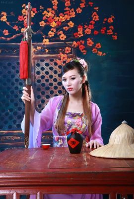 Private photo of Si Daiyuan, a beauty in ancient costume, taking pictures of her body (87P)