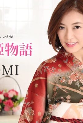 (HITOMI) Short-haired wife looks so sexy in kimono (25P)