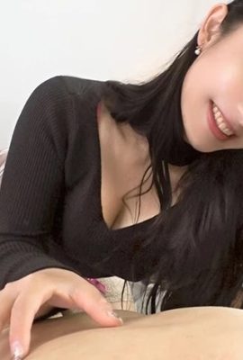 (GIF) Suzu Matsuoka – Splash the milky white man juice that has been building up on the face of a beautiful woman! (18P)