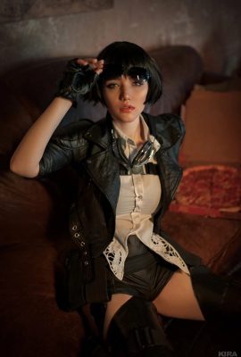 Lada Lyumos – The Lady (Devil May Cry)