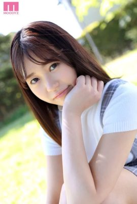 (GIF)Yu Kitayama A beautiful woman with a minimal body and outstanding transparency! (19P)