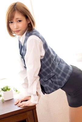 (Azumi Kirino) Goddess Fellow's Private Submissiveness (25P)