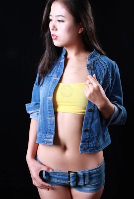 (Lu Model Private Photography) Lu Model-Ulanlan Temperament Beautiful Model Wu Shengguang Private Photography Welfare Picture 01 (100P)