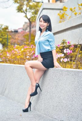 Taiwanese leg model stockings, high heels, beautiful legs, outdoor shot of Chen Xixi OL, beautiful legs with high heels (20P)