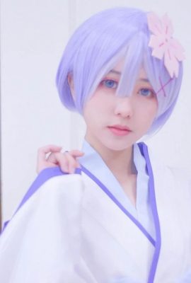 Shimada Bear-RE: Life in a Different World from Zero COS Rem Field Photos of Rem as a Child