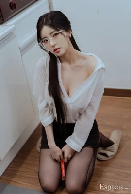 Korean beauty Purm, glasses, white shirt, black stockings, temptation (32P)