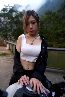 (Lin Siyu) When I go out with my girlfriend, I open a room and have sex first (15P)