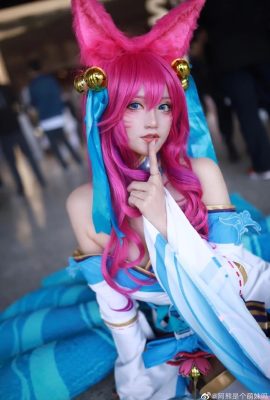 League of Legends Ahri @Axiong is a cute girl (9P)