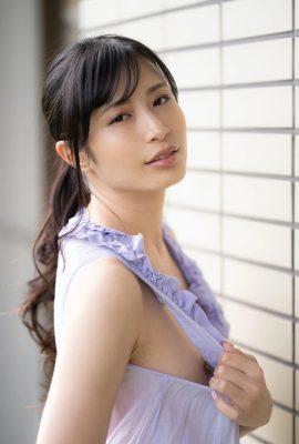 (Nakajo Kanon) The latest photo of a mature woman with round and tender breasts is making the Inte hot (17P)