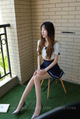 (IESS different ideas series) 《 Long-thighed girl new report》 Yiyi (90P)