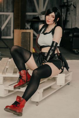 Alina Becker – Another Tifa set