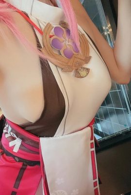 (Mitsuki Ringo) January’s new cosplay part 2 Harakami’s breasts and armpits! ?