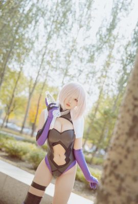 (Cosplay) Aban is very happy today Aban is very happy today—Mashu Kyrielight – Stage 1 (Fate Grand Order) (3 May 2022)