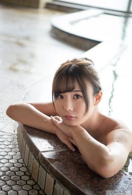 (Misaki Sakamichi) The curvature of her beautiful breasts is so charming and visually stunning (32P)