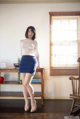 (Koizumi Nana) Amana-level young girl reveals her breasts and explodes (24P)