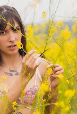 (Suicide Girls)Sep 28, 2023 – It’s All Yellow – Babymin(54P)