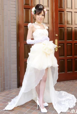 (Yamate Shiori) Wearing a wedding dress and enjoying the last threesome before the wedding (33P)