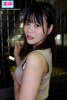 (GIF) Most likely, the number one girl from a certain sex shop in northern Kanto is about to make her debut (18P)