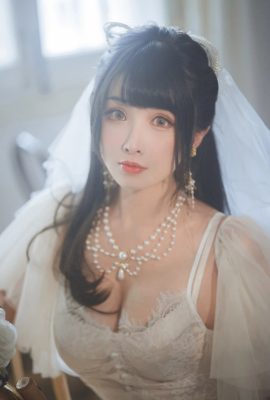 (Rioko Liangliangzi) Transparent Wedding Dress