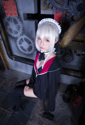 Cosplay Kamikazaka Mafuyu is absolutely obedient