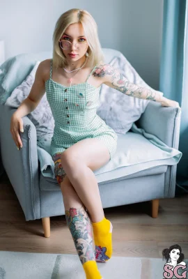 (Suicide Girls)Oct 29, 2024 – Roxylove – Juicy Lollipop(60P)