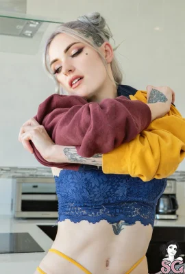 (Suicide Girls)Nov 08, 2024 – Torro – Juicy(49P)