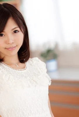 Innocent shaved girl Fumino Mizutori (30P)