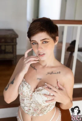 (Suicide Girls)Dec 25, 2024 – Aliese – Romance(45P)