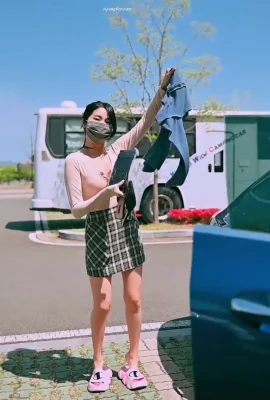 Korean model Jena.sis -Video Collection (parking lot in the scenic area) (95P)