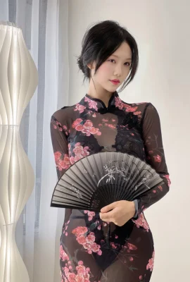 Sex Cheongsam (38P)