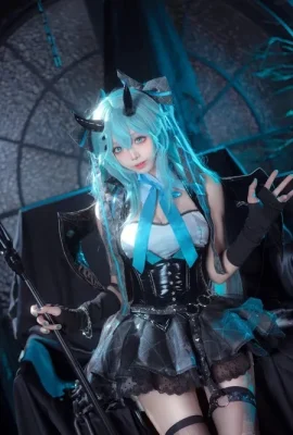 Aisi aiwest – Hatsune Little Devil